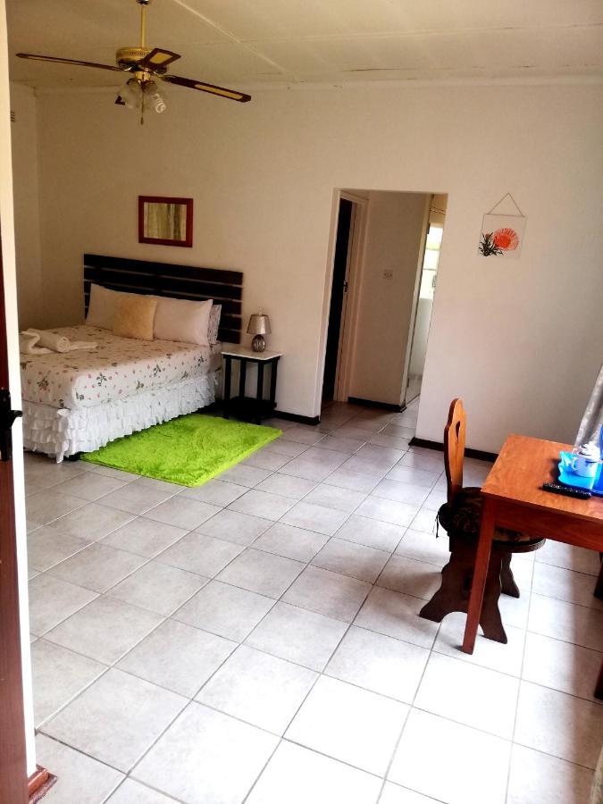 Savanna Bulawayo Bagian luar foto