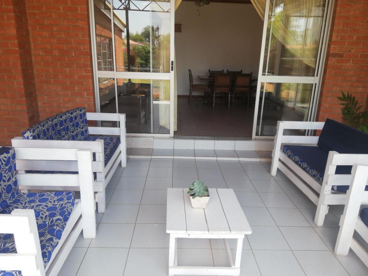 Savanna Bulawayo Bagian luar foto