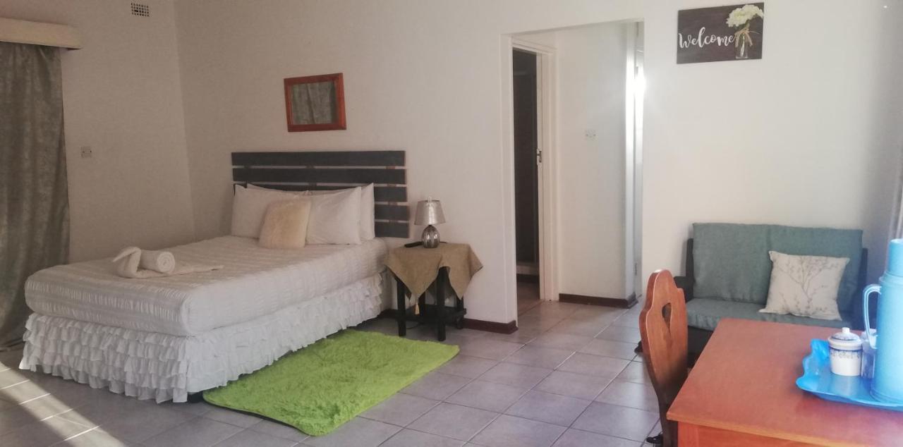 Savanna Bulawayo Bagian luar foto